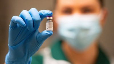 Türk profesör her aşıyı tek tek değerlendirdi. Hangi korona virüs aşısı daha güvenli