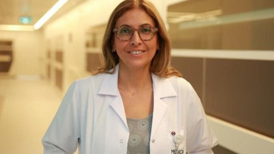 Korona aşısı beklerken ilaç müjdesi geldi. Prof. Dr. Bengi Başer Twitter hesabından açıkladı