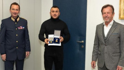 Avusturya'dan Türk gençlere şeref madalyası