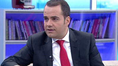 Ekonomist Özgür Demirtaş canlı yayında dolar yorumu yapan Ahmet Hakan'a verdi veriştirdi