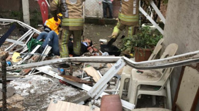 Avcılar'da balkon çöktü, yaralılar var