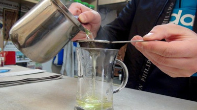 HIV virisünü durdurmuştu koronada da aynı etkiyi yapıyor. Sabah akşam 1 bardak içmek yetiyor