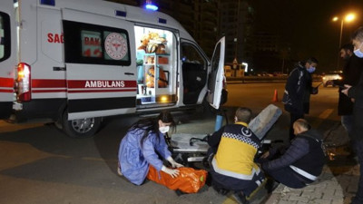 Dur ihtarına uymayan sürücüsü polisi ezdi