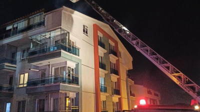 Başkentte 2 yangın panik yarattı