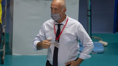 İspanya'da rahatsızlanan başantrenör Nedim Özbey ambulans uçakla Türkiye'ye getirilecek