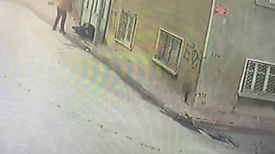 Karısını kafasından vurup bir mermi de kendi başına sıktı