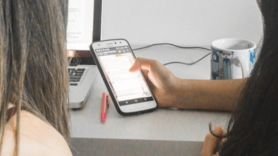 Mobil pazarının iki dev oyuncusu Türkiye'de yatırıma hazılanıyor