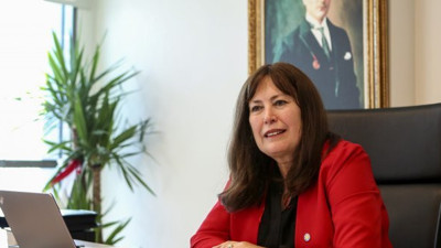 İYİ Parti Milletvekili Şenol Sunat kamuoyunun merak ettiği Osman Öcalan'la ilgili 3 kritik soru sordu