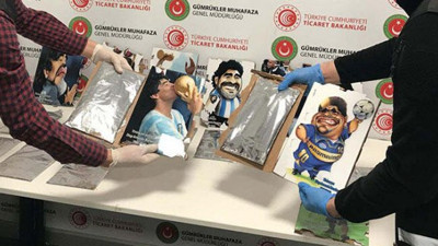 İstanbul Havalinanı'nda büyük operasyon. Maradona tablolarının arkasından kokain çıktı