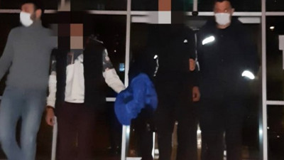 Tenekelerce çaldılar hapsi boyladılar