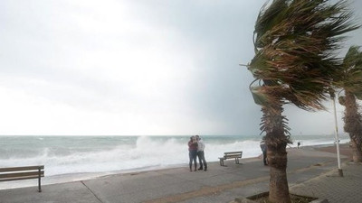 Meteoroloji'den sarı uyarı. Saat verip uyarı üstüne uyarı yaptı