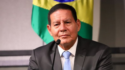 Başkan yardımcısı koronaya yakalandı