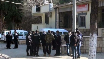 Silahını temizleyen komiserden acı haber