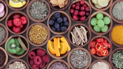 Bunları yiyen daha geç yaşlanıyor! Bağırsakları tertemiz yapıyorlar