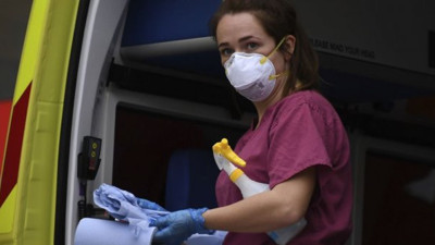 İngiltere'den flaş korona virüs kararı