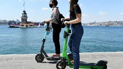 Elektrikli scooter'a iki kişi binen ceza ödeyecek. Resmi Gazete'de yayımlandı