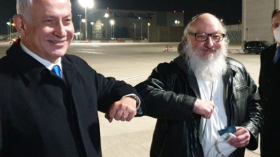 Netanyahu 30 yıl sonra casusuna kavuştu