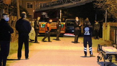 Sinir krizi geçiren kadını itfaiye ekipleri kurtardı