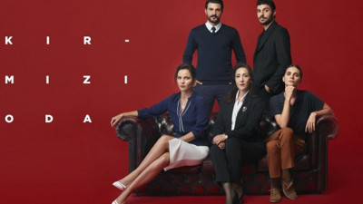 Kırmızı Oda dizisinde iki ayrılık birden. Başrol oyuncusu paylaştı