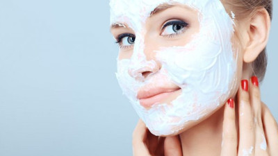 Yüzdeki sivilceleri tamamen yok eden doğal maske tarifi