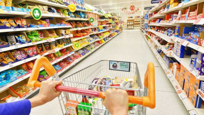 Marketlerde fiyatlar uçunca malum medya marketçileri darbeci ilan etti