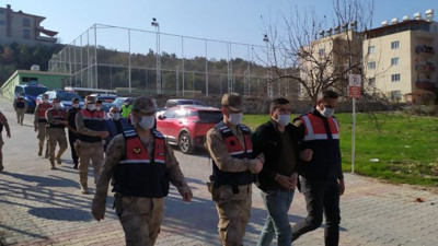 Altınözü ilçesinde üç aylık polis takibi sonucu belirlenen 3 şüpheli yakalandı.