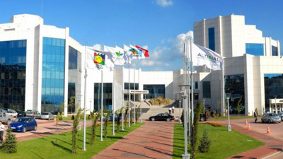 Kocaeli Büyükşehir Belediyesi’nden işçileri greve başlatan zam