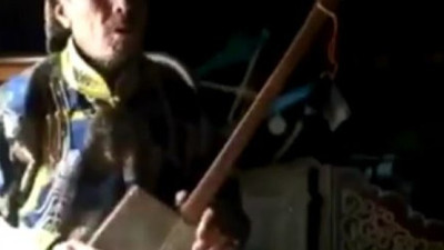 Yaşadığı yeri haritada gösteremezsiniz ama Tuva Türklerinin konuştukları dil öz Türkçe. Dinimiz başka Dilimiz Türkçe