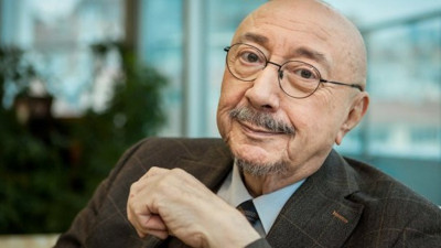 Özdemir Erdoğan'dan Bülent Ersoy ve Zeki Müren hakkında flaş sözler