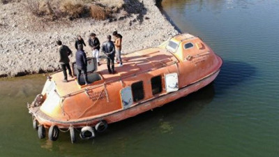 Filikanın deniz altında gittiğine inanan medya bu da uçan filika. Medya ombudsmanı Eray Erollu yazdı