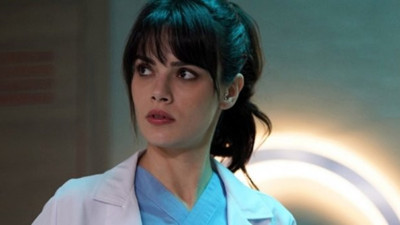 FOX TV'nin ünlü dizisi Mucize Doktor'un Nazlı'sından sosyal medyayı sallayan paylaşım