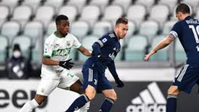 Juventus zirve yarışını sürdürdü