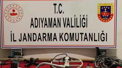 Adıyaman'da kaçak kazı yaparken yakalandılar