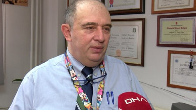 Bilim Kurulu Üyesi Ateş Kara'dan itiraf gibi aşı açıklaması. Elimizde net bilgiler yok diyerek uyardı