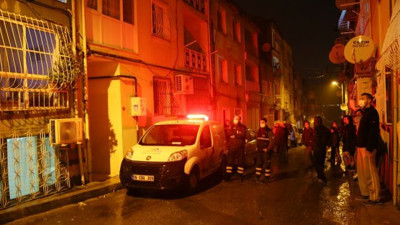 Anne ile bebeği son anda kurtarıldı