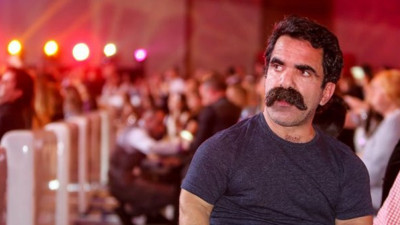 Sosyal medyada her gün ölen Çaycı Hüseyin'in yeni imajı olay oldu