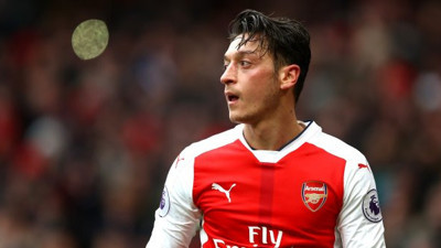Mesut Özil yine heyecanlandırdı