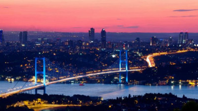 İstanbul Boğazı'nda çift yönlü geçişler durduruldu