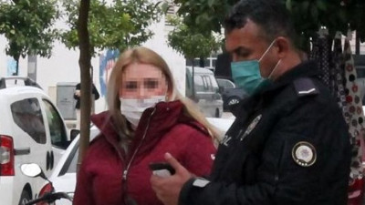 Kadın kalpazana kelepçe