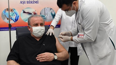 TBMM Başkanı Şentop korona aşısı yaptırdı
