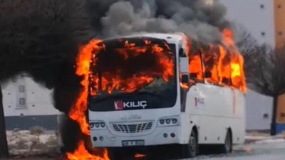 Seyir halindeyken cayır cayır yandı