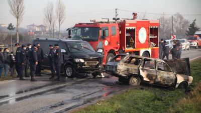 Tekirdağ'da cayır cayır yanan araç mezarı oldu