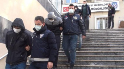 Fatih'te cüzdan farelerini polis yakaladı