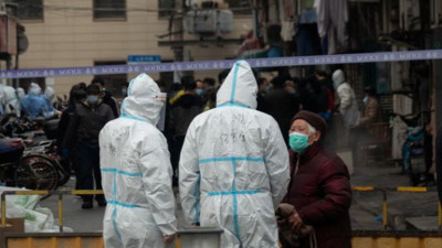 Çin'in Şangay kentinin en tanınmış iki hastanesi karantinaya aldı