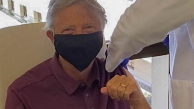 Bill Gates korona virüs aşısı oldu