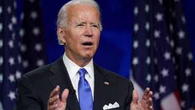 Joe Biden fotoğraflar için özür diledi