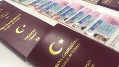 Lakabı doktor, yüzlercesinin altında onun parmağı var. Polis her yerde onu arıyordu