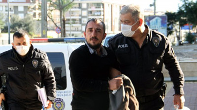 Arkadaşının dükkanını kundaklarken kameraya yakalandı