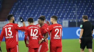 Bayern Münih, Schalke 04'e gol yağdırdı