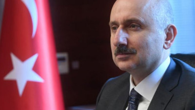 Bakan Karaismailoğlu’ndan rehin alınan Türk denizcilerle ilgili açıklama